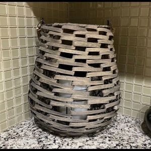 Basket that holds a candle